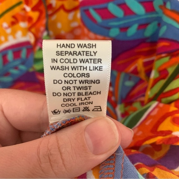 Women’s True Destinations Bright Tropical Print Vacation Resort Wear Shirt Med - Picture 8 of 11